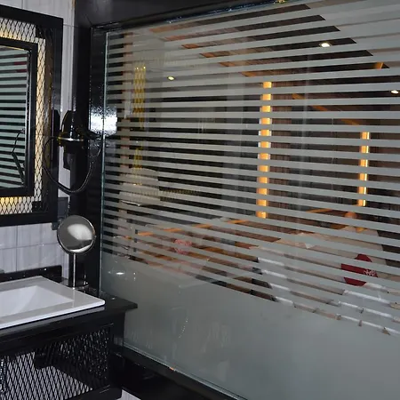 Gumus Palace فندق 3*