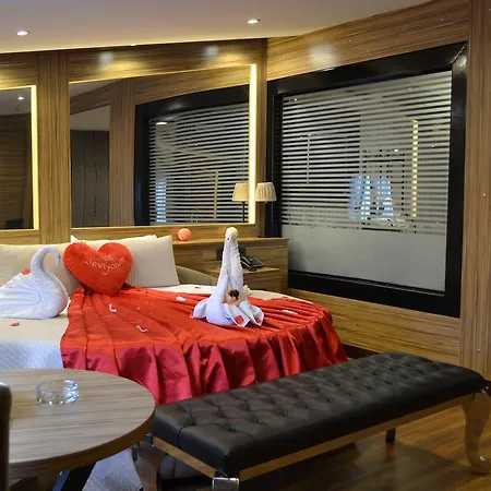 Gumus Palace 3* اسطنبول