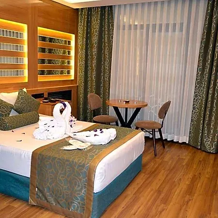 Gumus Palace 3*